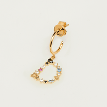Load image into Gallery viewer, Letter D earrings