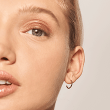 Load image into Gallery viewer, Letter B earrings