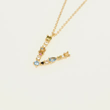 Load image into Gallery viewer, Letter V necklace