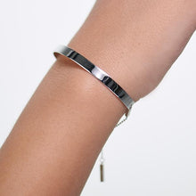 Load image into Gallery viewer, Memora Silver Bracelet

