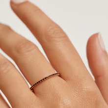 Load image into Gallery viewer, Black Essential Ring Gold
