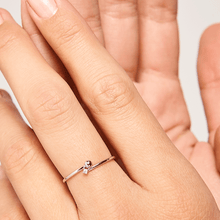 Load image into Gallery viewer, Essentia Silver Ring
