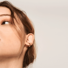 Load image into Gallery viewer, Malai gold earrings
