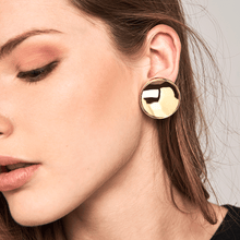 Load image into Gallery viewer, Dana gold earrings
