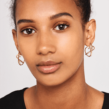 Load image into Gallery viewer, Esha gold earrings
