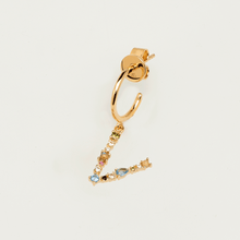 Load image into Gallery viewer, Letter V earrings
