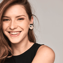 Load image into Gallery viewer, Dana rose gold earrings
