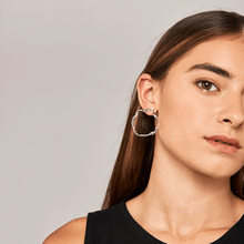 Load image into Gallery viewer, Akari silver earrings

