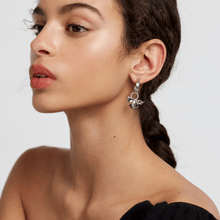 Load image into Gallery viewer, Ivy Silver Earrings
