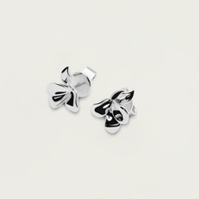 Load image into Gallery viewer, Narcise Silver Earrings

