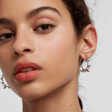 Load image into Gallery viewer, Lily Silver Earrings
