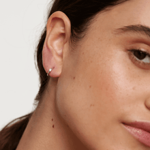 Load image into Gallery viewer, White Solitary Earrings Silver
