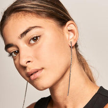 Load image into Gallery viewer, Black Sasha silver earrings

