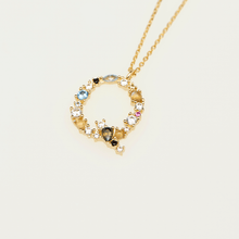 Load image into Gallery viewer, Letter Q necklace
