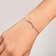 Load image into Gallery viewer, Haru silver bracelet

