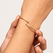 Load image into Gallery viewer, Aura Gold Bracelet
