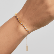 Load image into Gallery viewer, Victoria Bracelet
