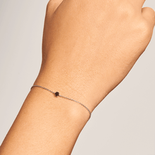 Load image into Gallery viewer, Black Solitary Bracelet Silver
